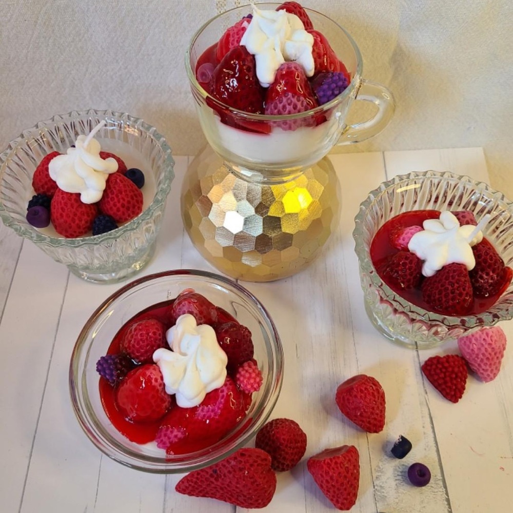 Hand mande Candles - Picture 7 of 16